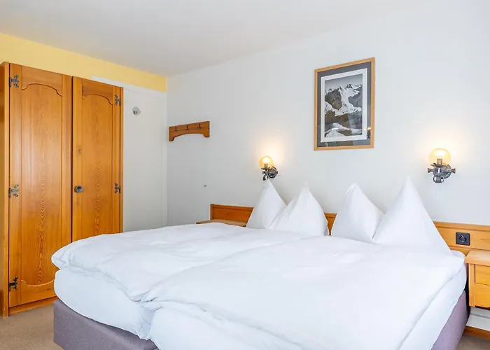 Отель Dischma 3*